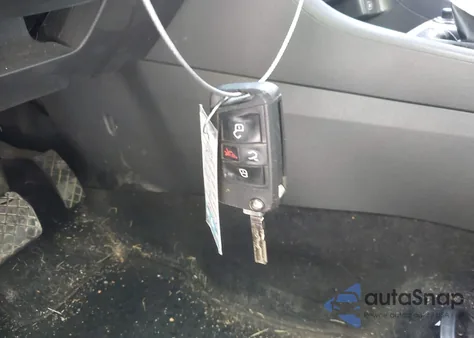 2019 Volkswagen Jetta 1.4T R-Line/1.4T S/1.4T Se z USA, uszkodzony, nr VIN 3VWC57BU3KM018691